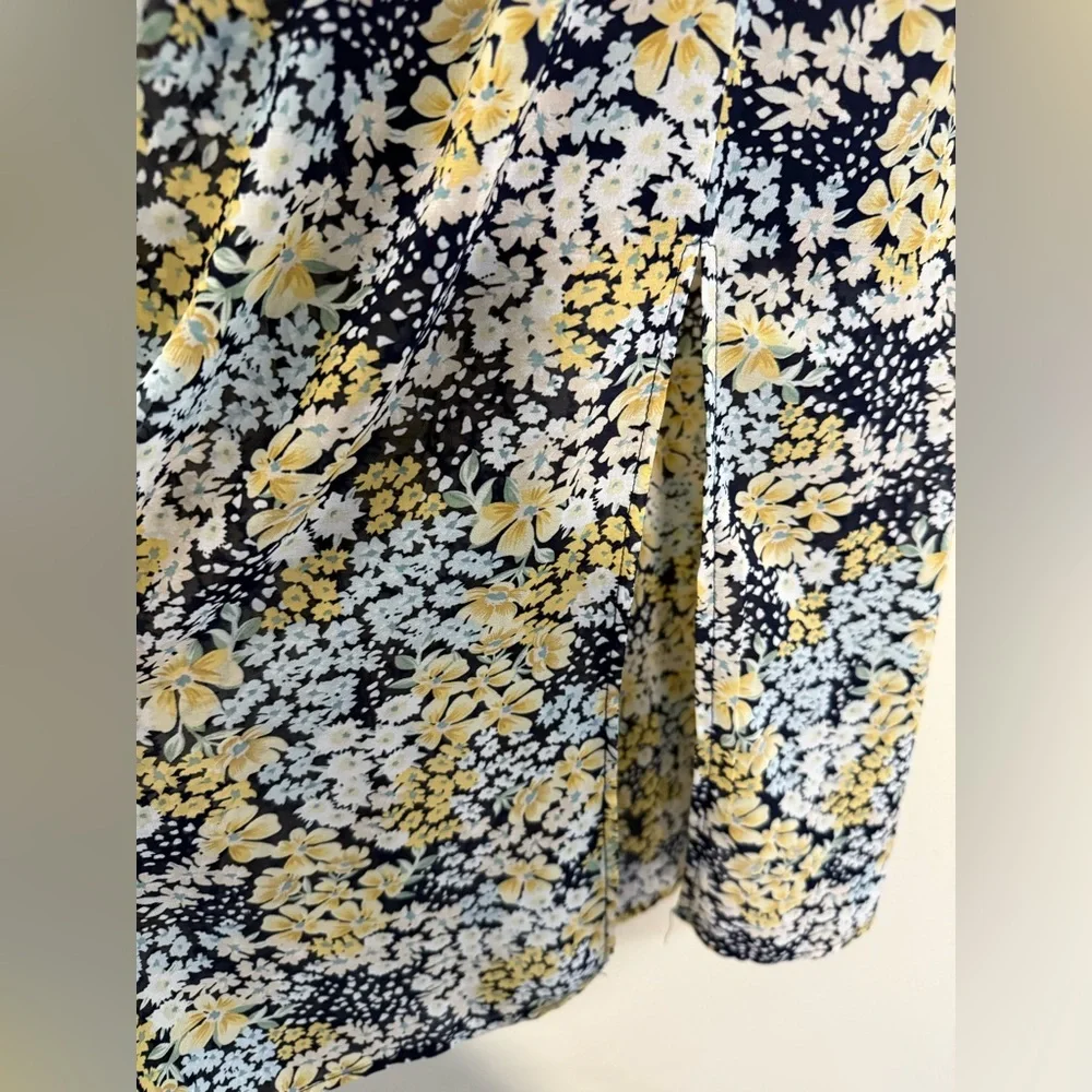 & MERCI Floral Puff Sleeve Maxi Dress in‎ Blue and Yellow - M